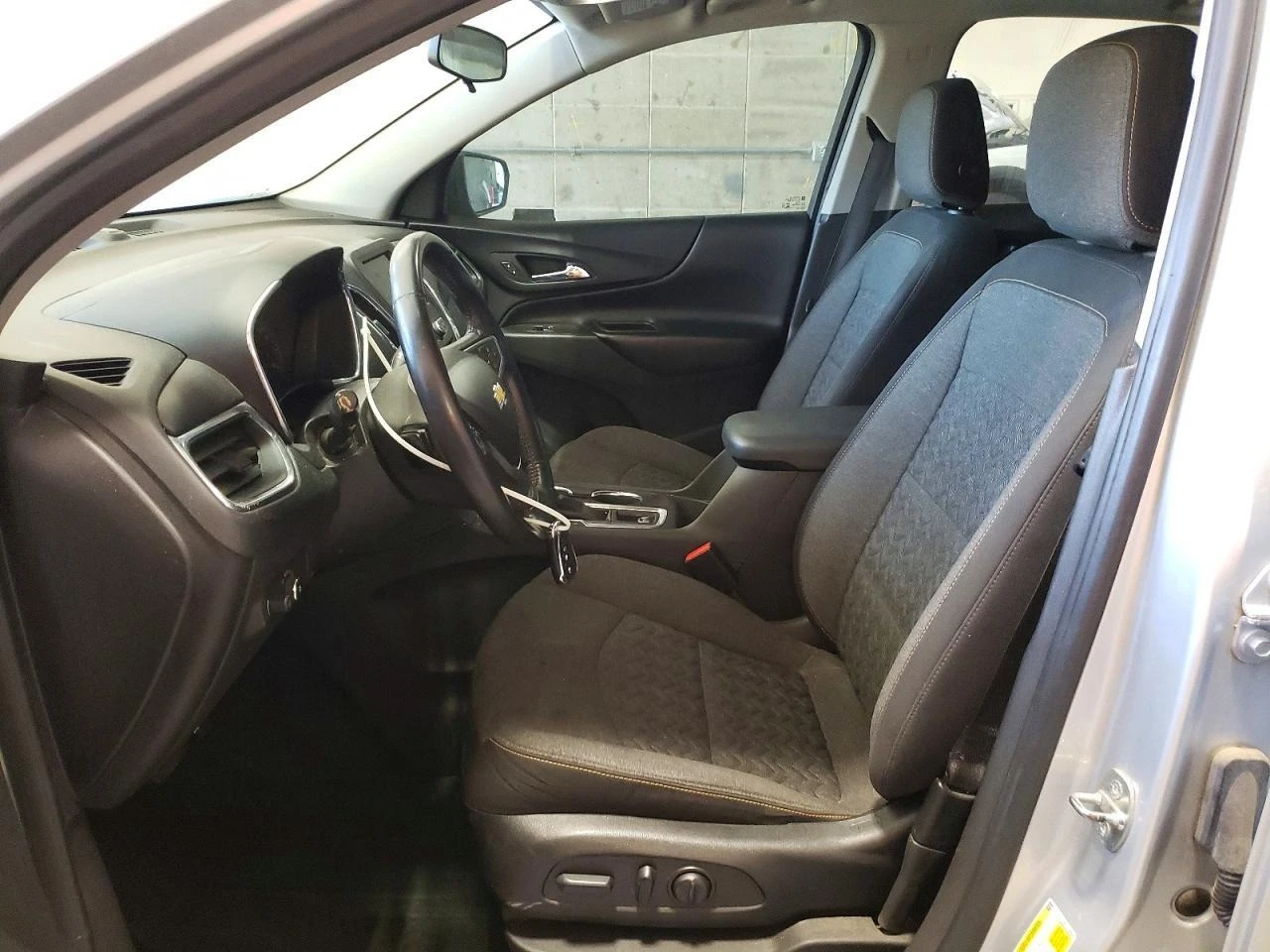  EQUINOX FWD LT