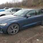 2021 VOLVO S60 T5 R-DESIGN