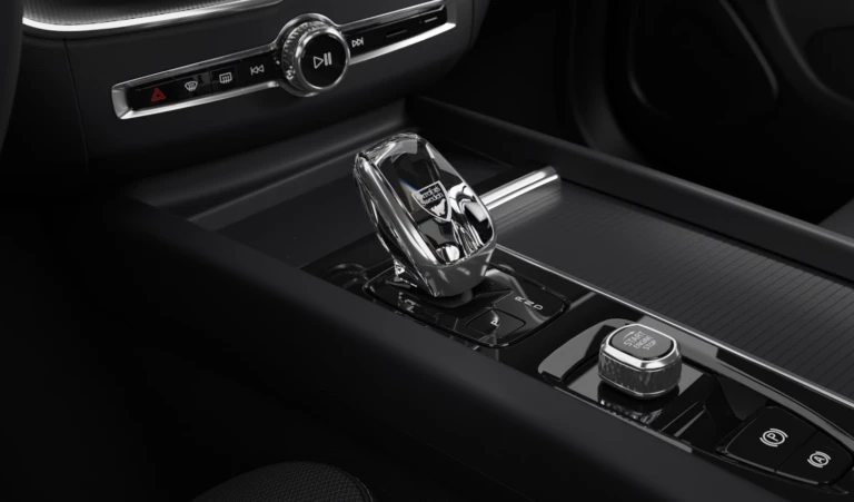 Хрустальный рычаг КПП Orrefors
(XC60 Plus)