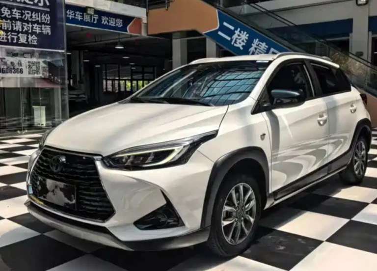Toyota YARiS L